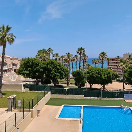 Апартаменти Leandros Sea View